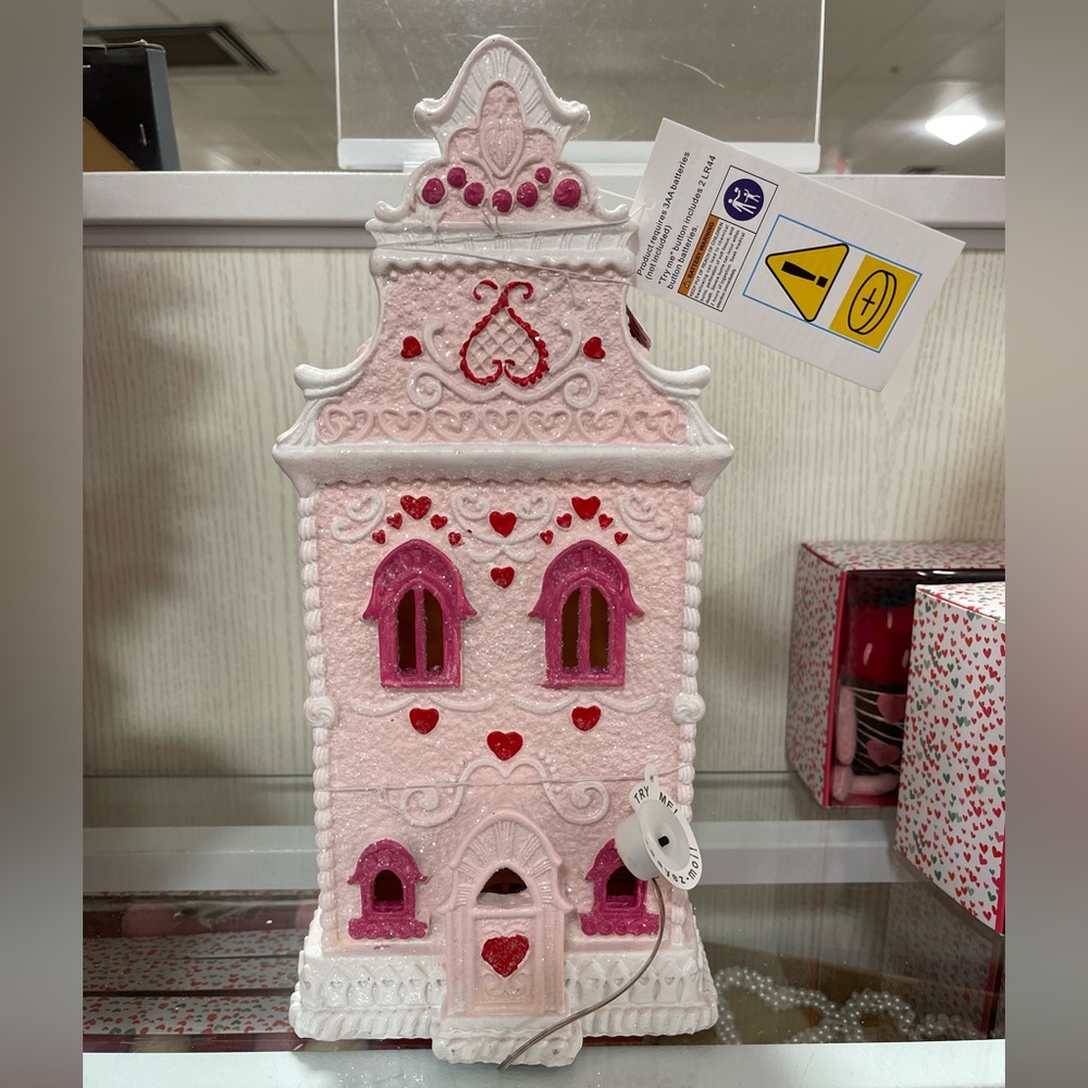 Valentine Gingerbread Pink & White Heart Glitter House LED Light up NWT